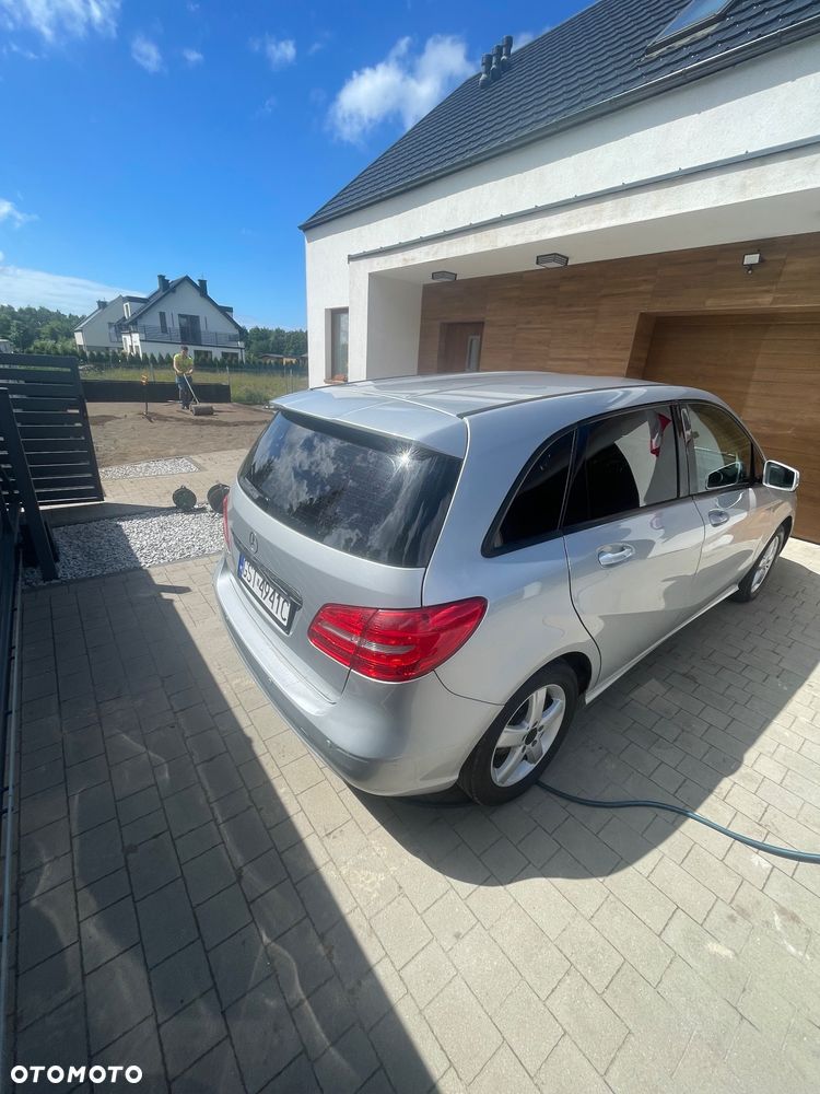 Mercedes-Benz Klasa B 180 CDI BlueEFFICIENCY Edition - 9