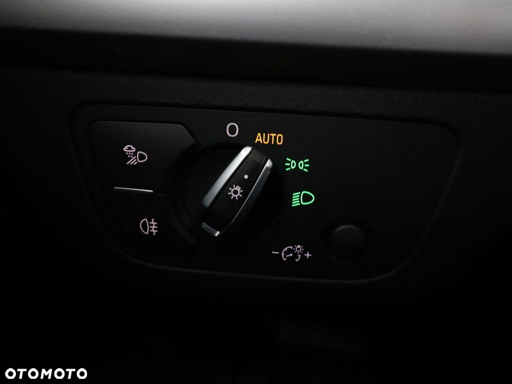 Audi Q5 35 TDI S tronic - 34