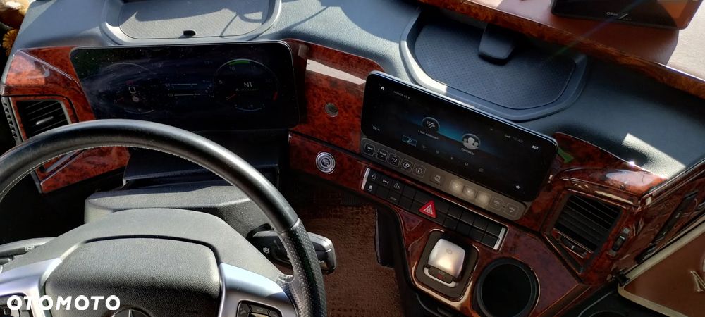 Mercedes-Benz ACTROS MP5 - 6