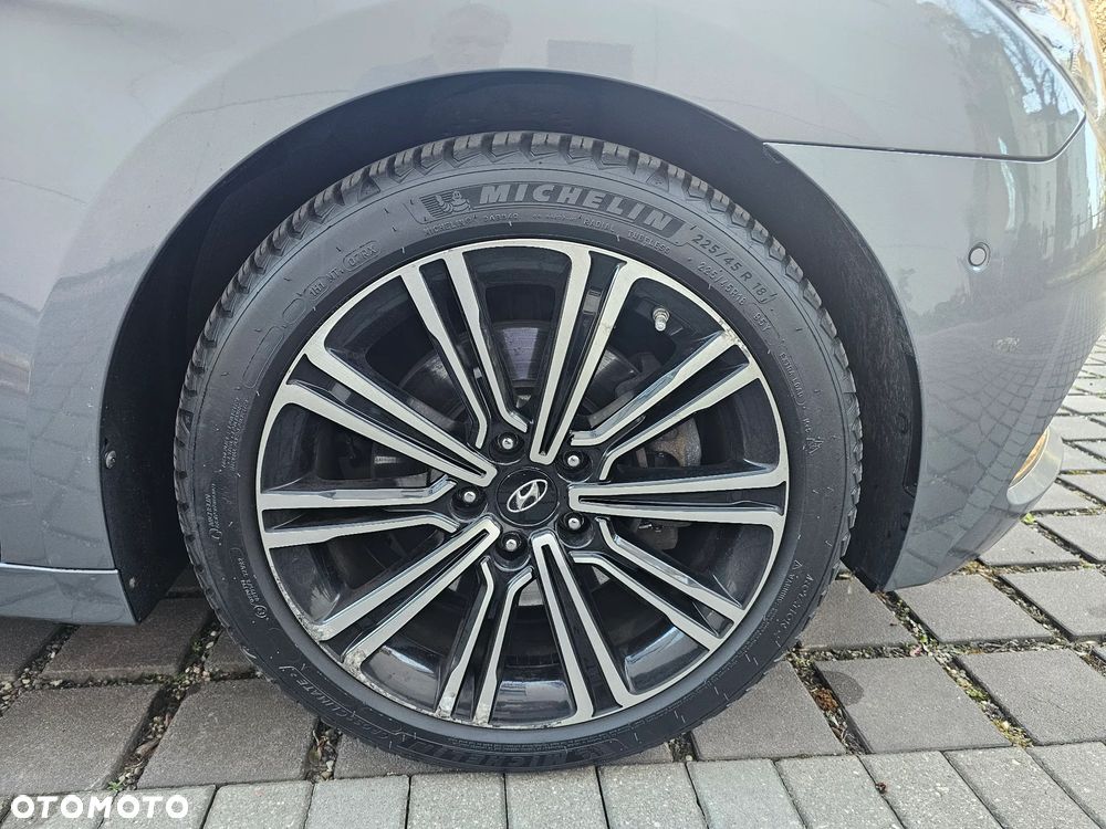 Hyundai i40 Kombi blue 1.7 CRDi DCT Premium - 29