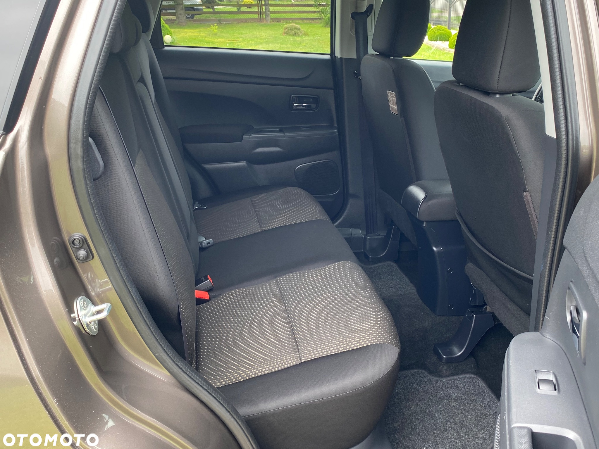 Mitsubishi ASX 1.8 DI-D 2WD Comfort Edition - 20