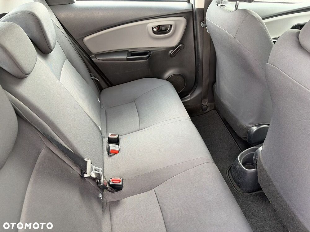 Toyota Yaris 1.5 Active - 11