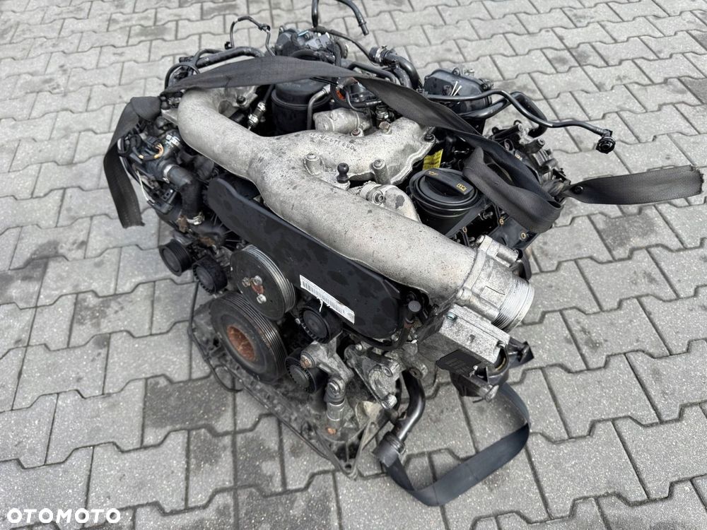 SILNIK 2.7 V6 CAM AUDI A4 B8 2010 - 1
