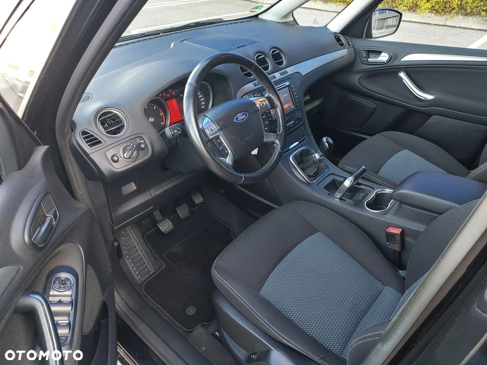 Ford Galaxy 2.0 TDCi Titanium - 19
