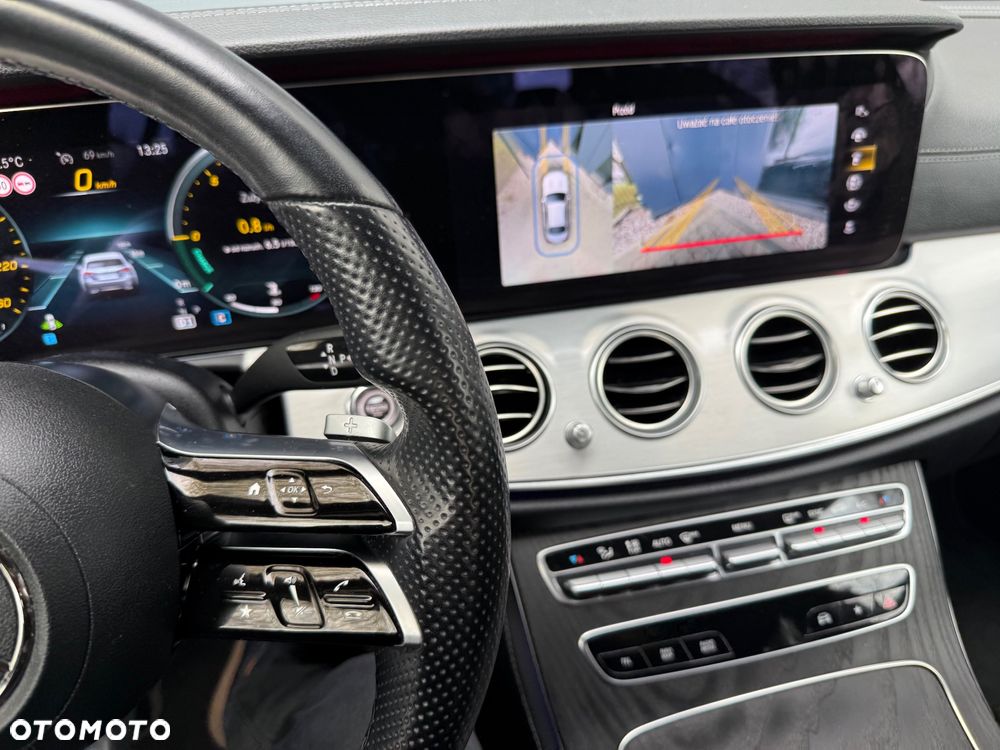 Mercedes-Benz Klasa E 220 d 4-Matic AMG - 28