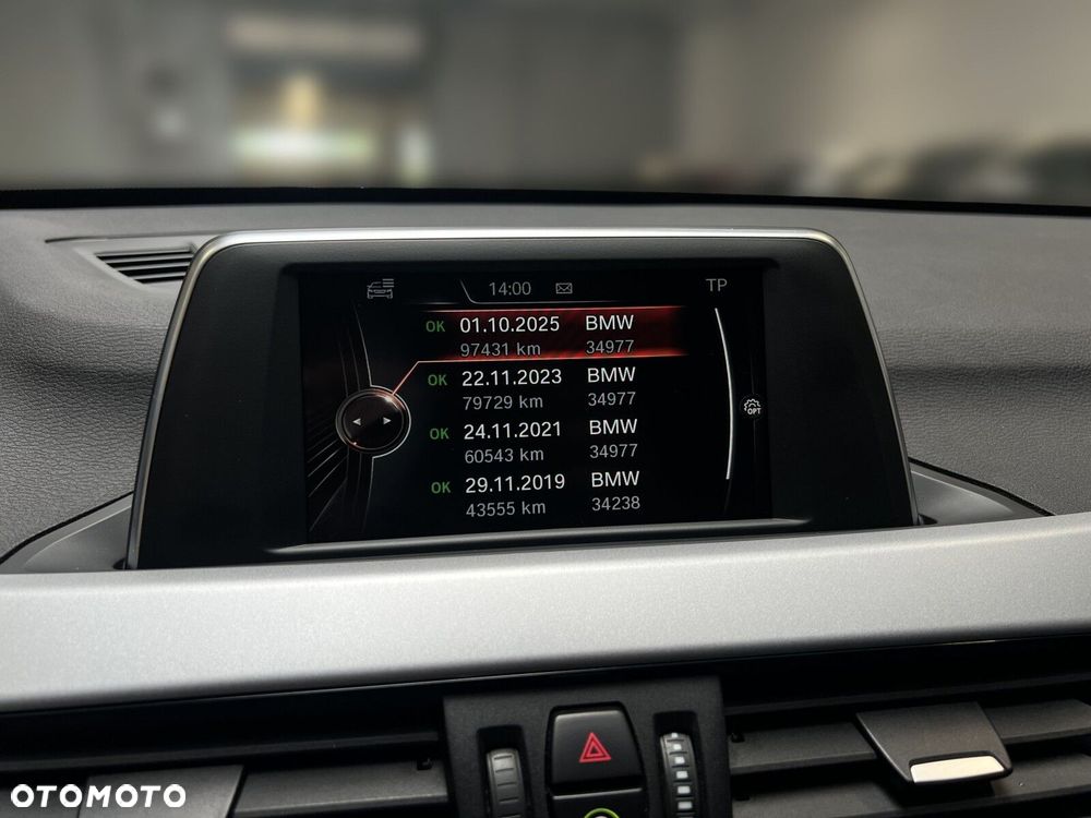 BMW X1 xDrive18d Sport Line - 28