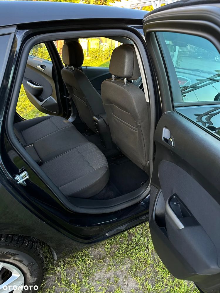 Opel Astra - 19