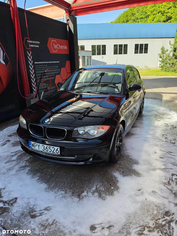 BMW Seria 1 116i - 1