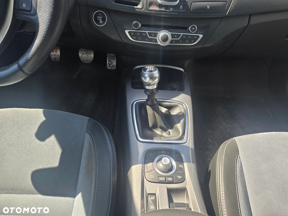 Renault Laguna 2.0 DCi FAP Expression - 17