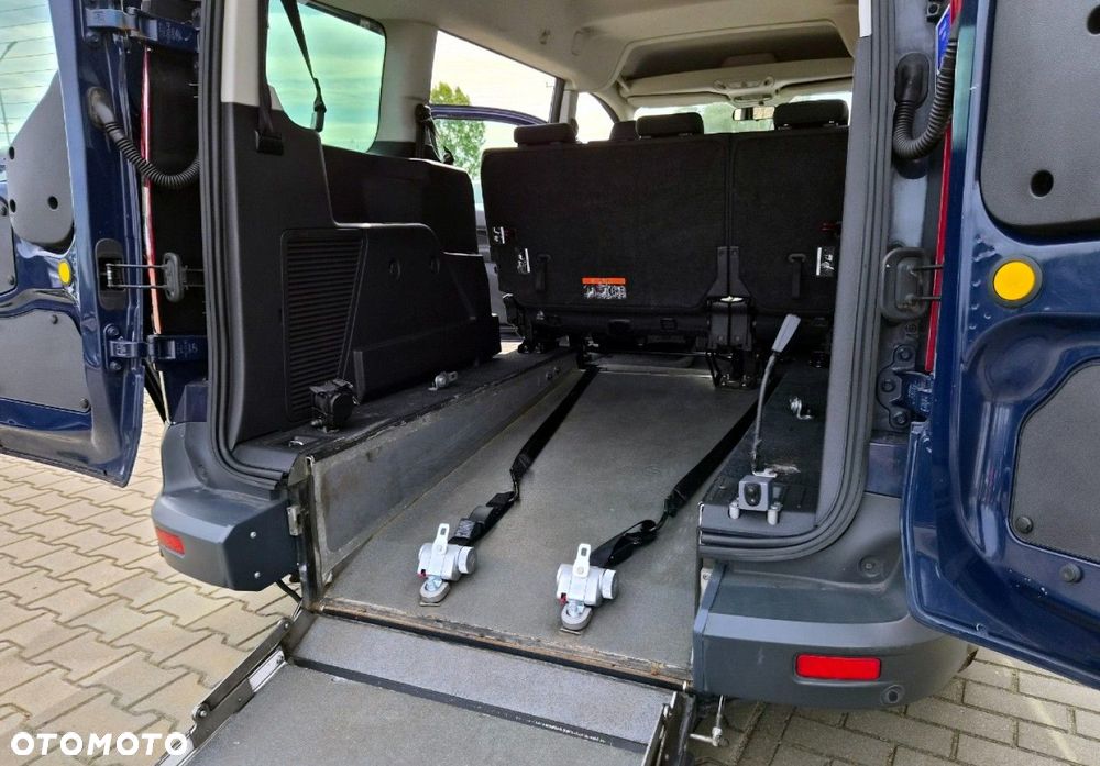 Ford Transit Connect - 6