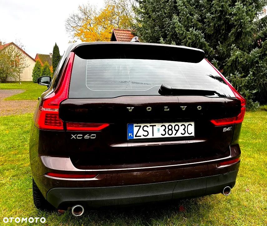 Volvo XC 60 D4 AWD Momentum - 5