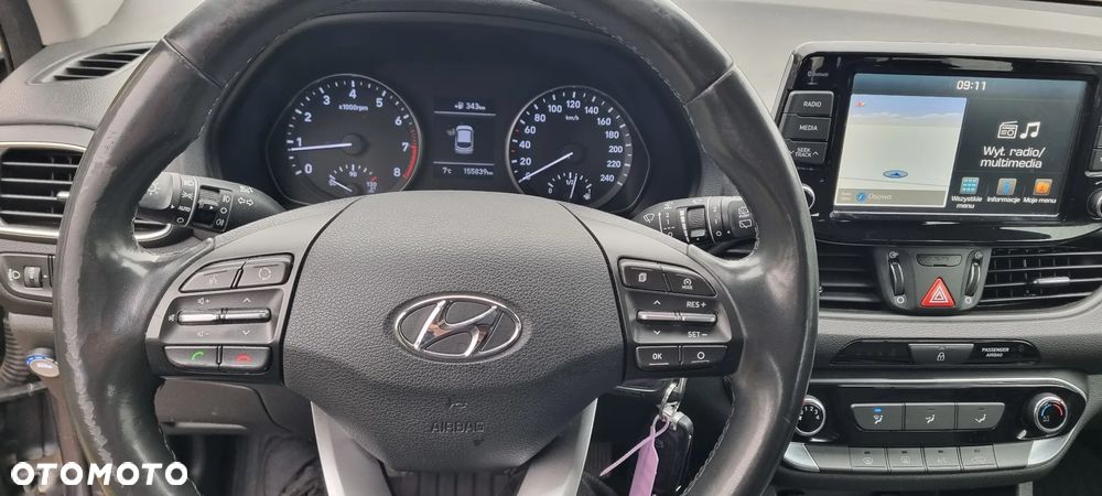 Hyundai i30 1.4 Premium - 6