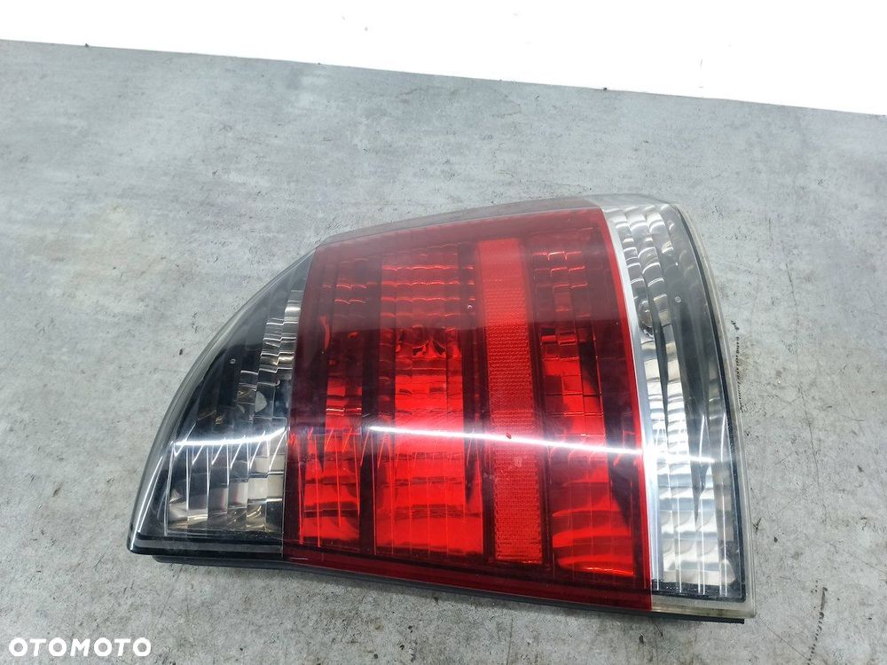 LAMPA TYLNA PRAWA OPEL VECTRA C 13130646 - 5