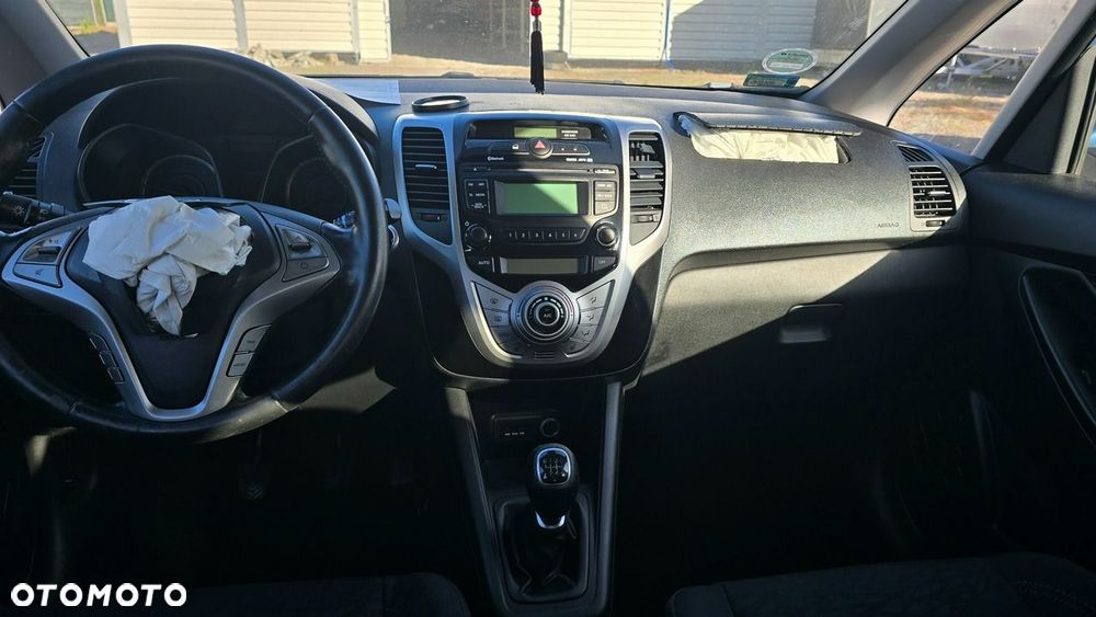 Hyundai ix20 - 15