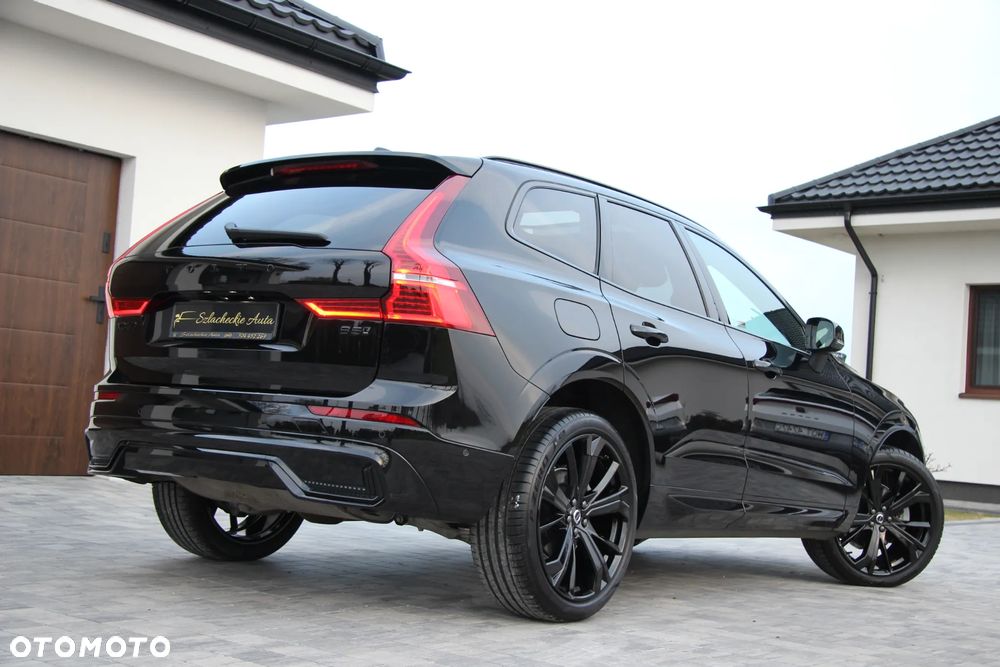 Volvo XC 60 B5 B AWD Plus Black Edition - 13