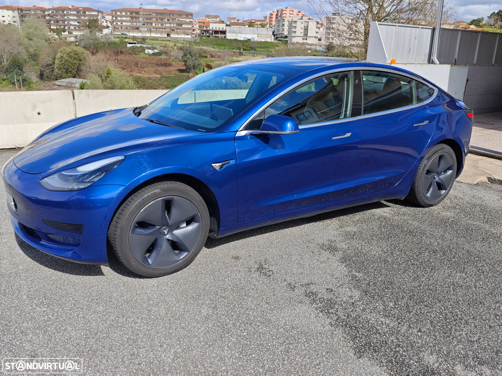 Tesla Model 3 Standard Range Plus RWD - 2