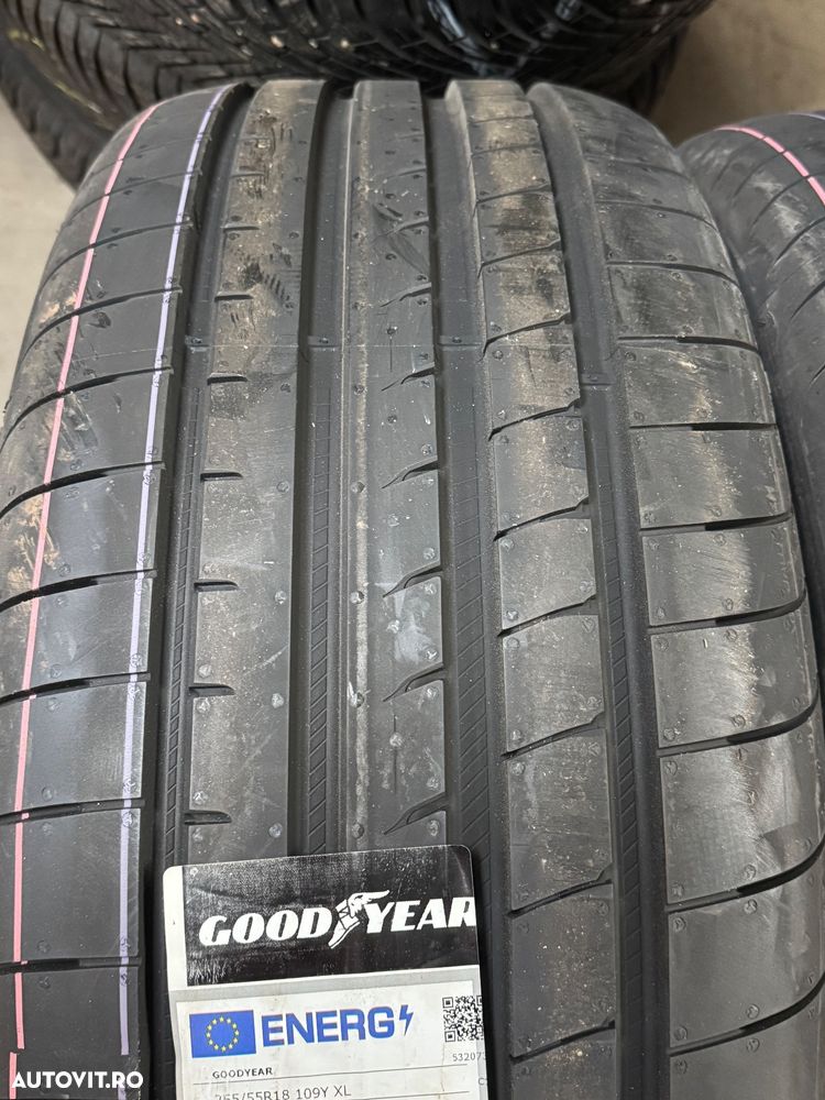 Vând 2 anvelope 255/55/18 goodyear de vară noi - 3