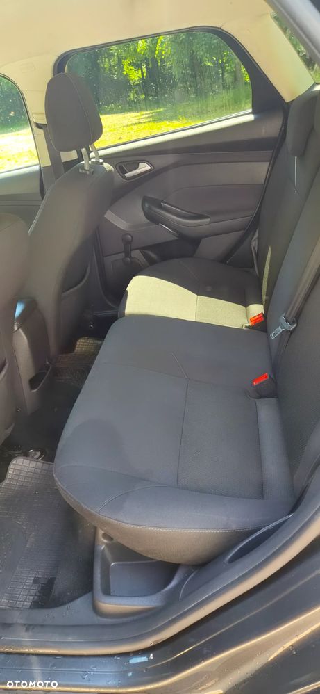 Ford Focus 1.0 EcoBoost Titanium Business - 11