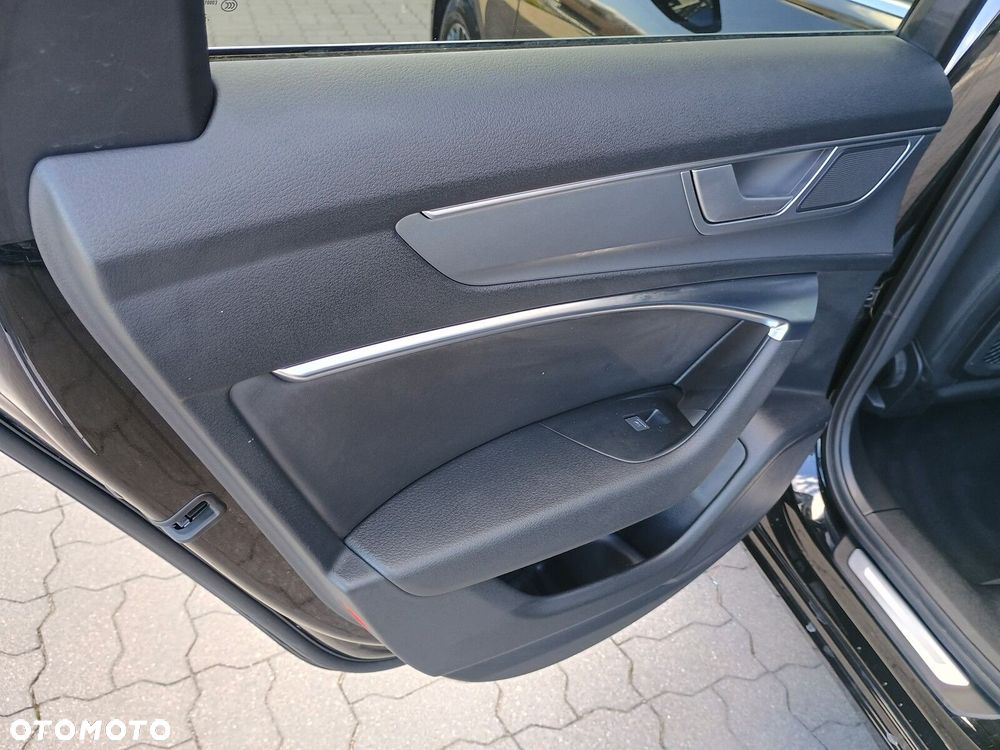 Audi A6 Avant - 11