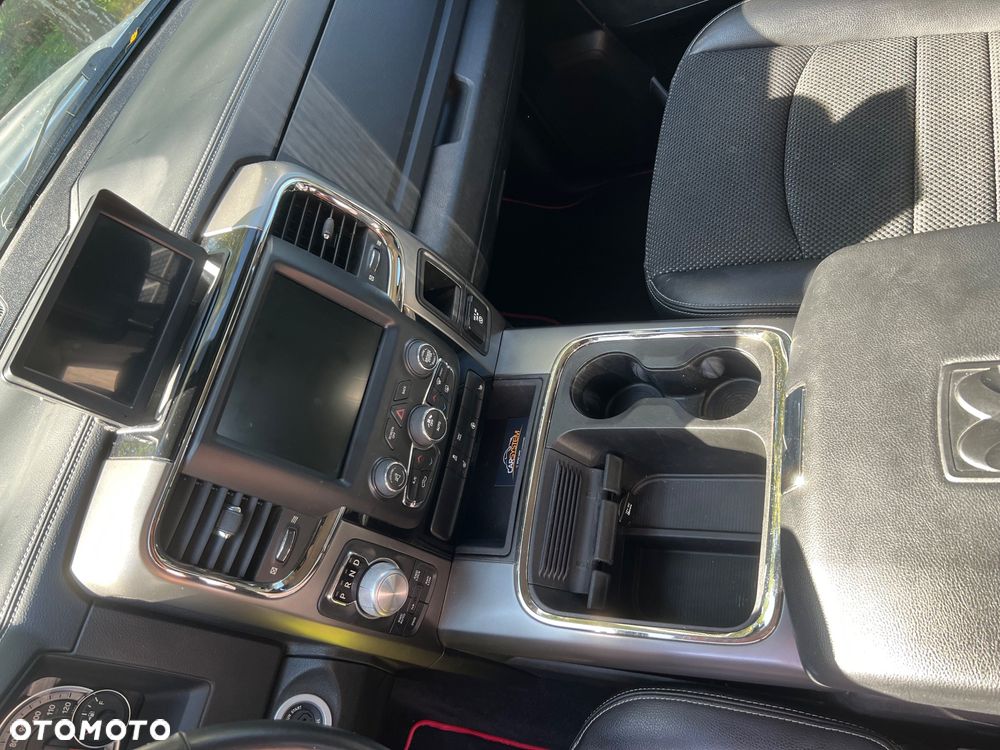 RAM 1500 Crew Cab Sport - 20