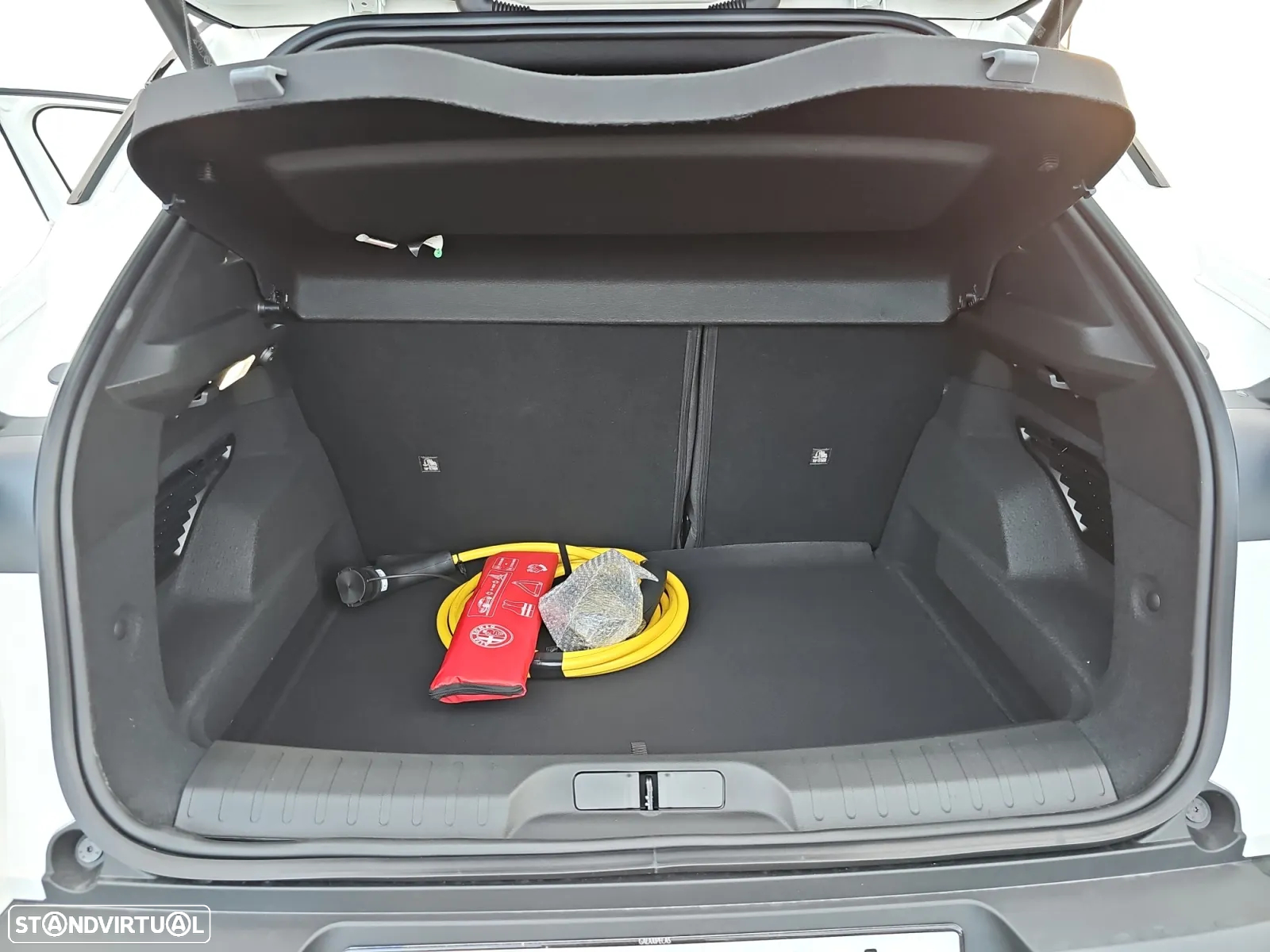 Alfa Romeo Junior Elletrica 50 kWh - 16