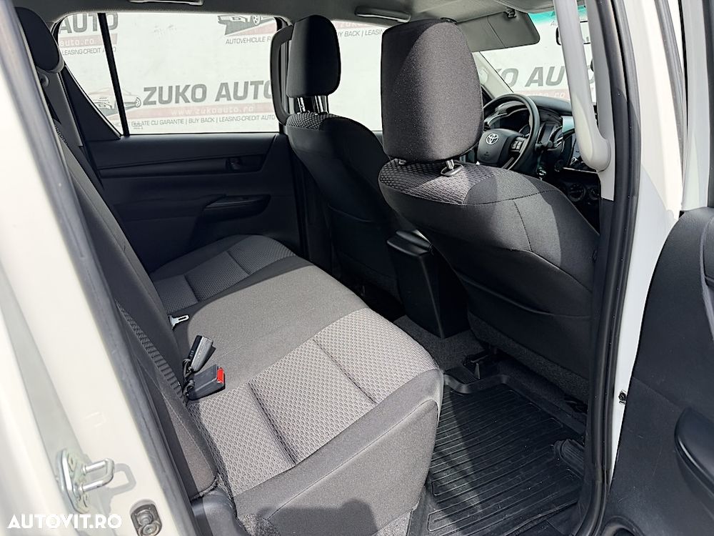Toyota Hilux - 8