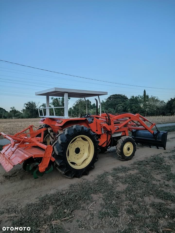 Kubota L3202DT - 3
