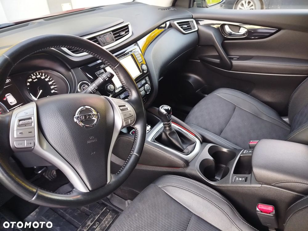 Nissan Qashqai 1.6 DIG-T Tekna - 24