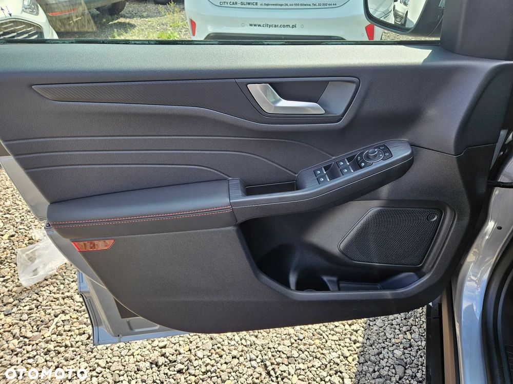 Ford Kuga 1.5 EcoBoost FWD ST-Line - 19