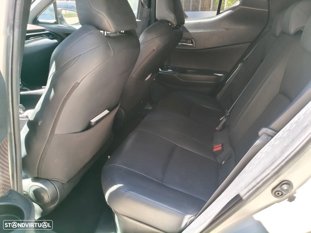 Toyota C-HR 1.8 Hybrid Exclusive+P.Luxury - 10