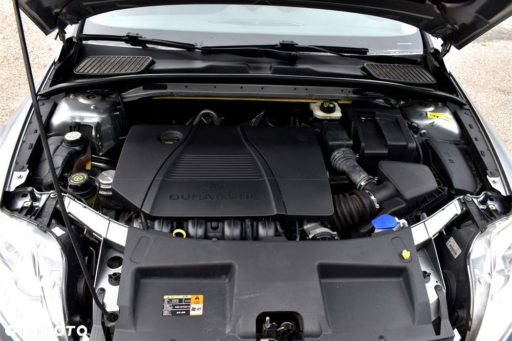 Ford Mondeo 2.0 Ghia X100 / X - 39