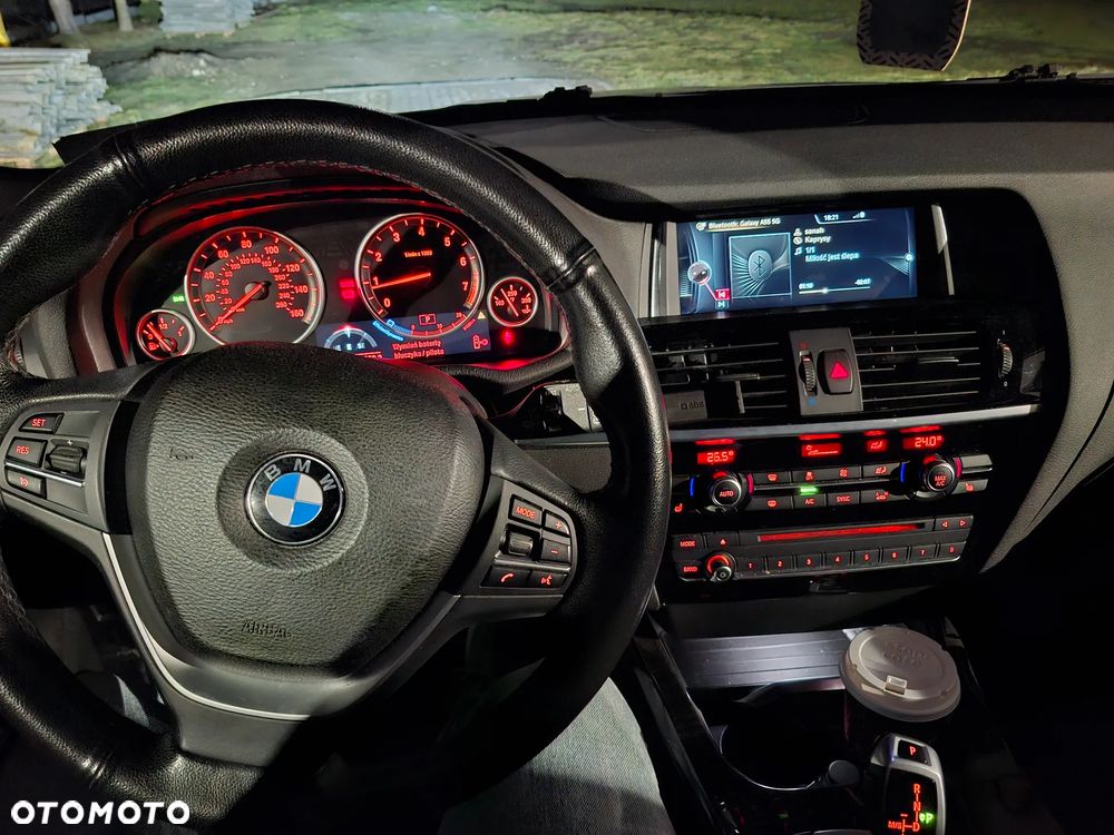 BMW X3 xDrive28i - 12