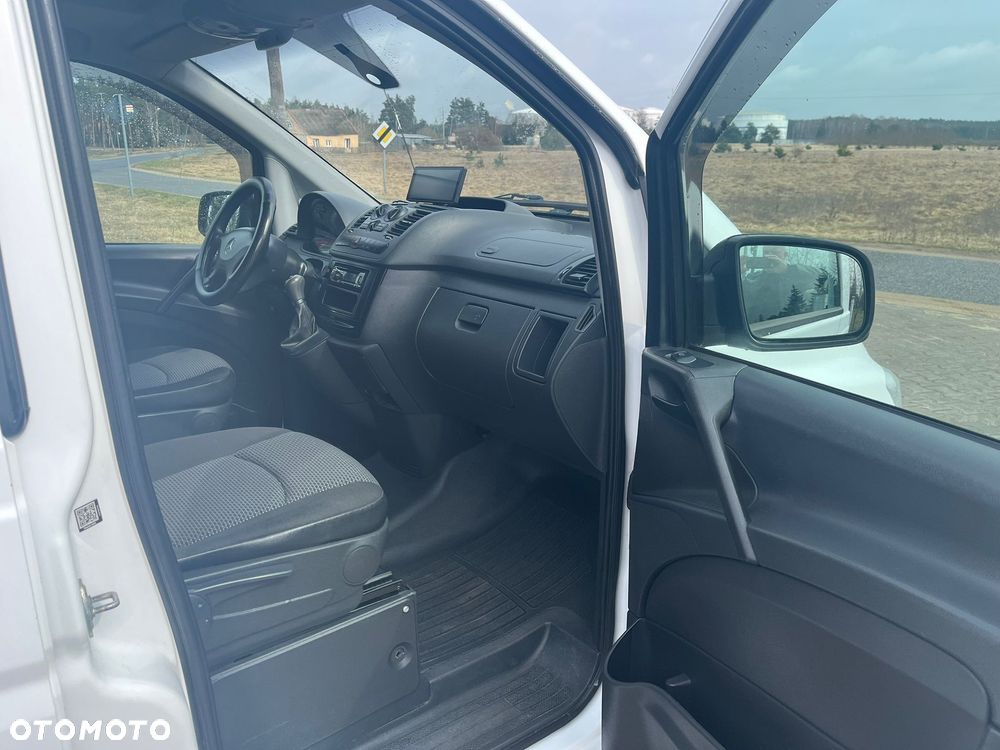 Mercedes-Benz VITO - 12