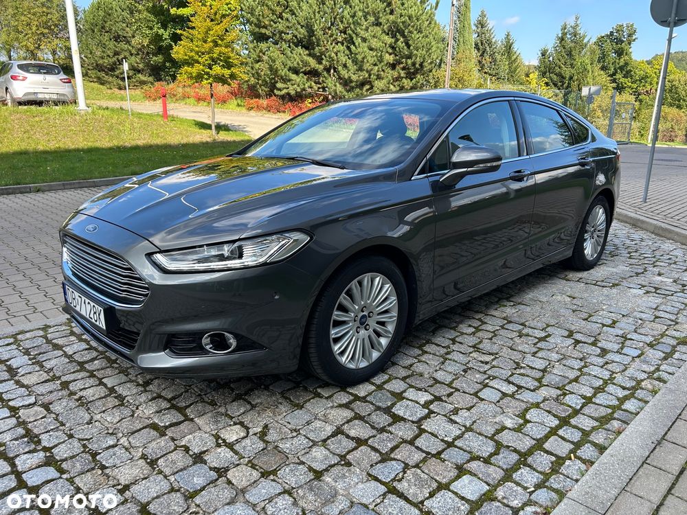 Ford Mondeo Turnier 1.5 EcoBoost Start-Stopp Autom Titanium - 2