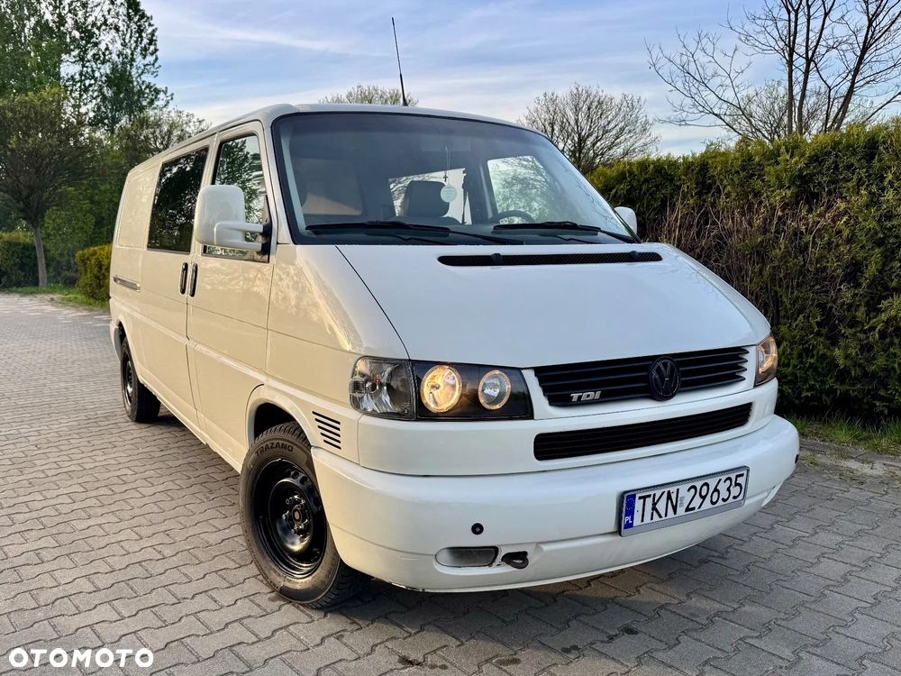Volkswagen Transporter - 1