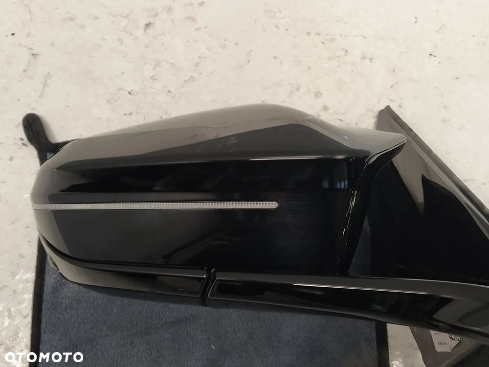 BMW 7 G70 M-POWER LUSTERKO ZEWNĘTRZNE PRAWE ASFERYCZNE ASYSTENT FOTOCHROM KAMERA 9+8+1 PIN KOMPLETNE UK ORYGINAŁ - 13