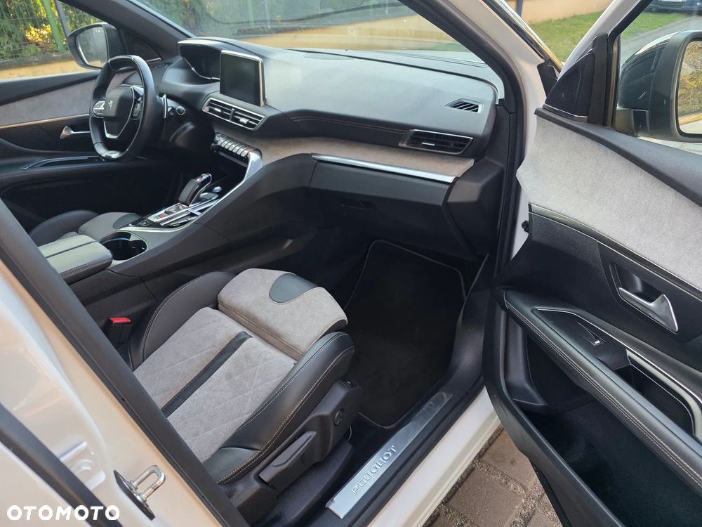 Peugeot 3008 1.6 PureTech Hybrid4 PHEV GT S&S EAT8 - 20