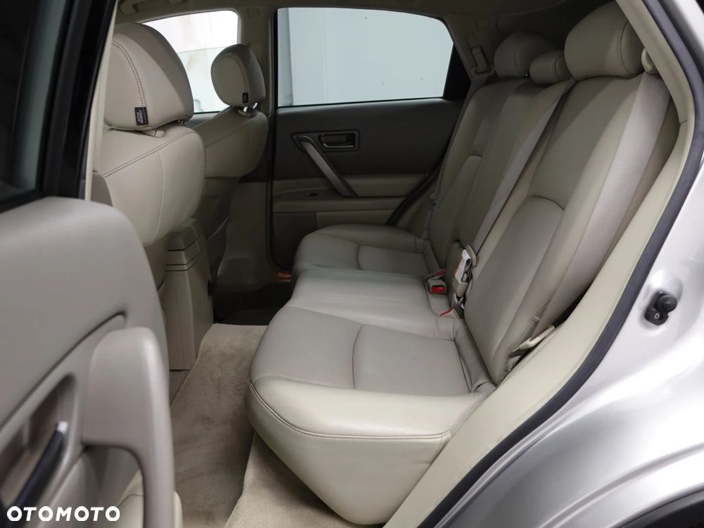 Infiniti FX FX35 - 23