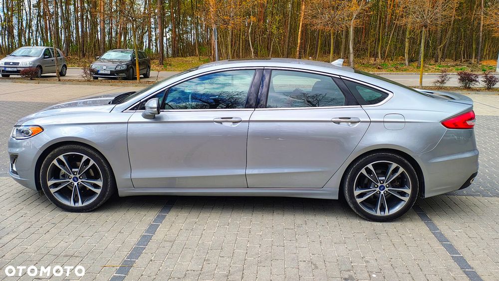Ford Fusion 2.0 EcoBoost Titanium - 4