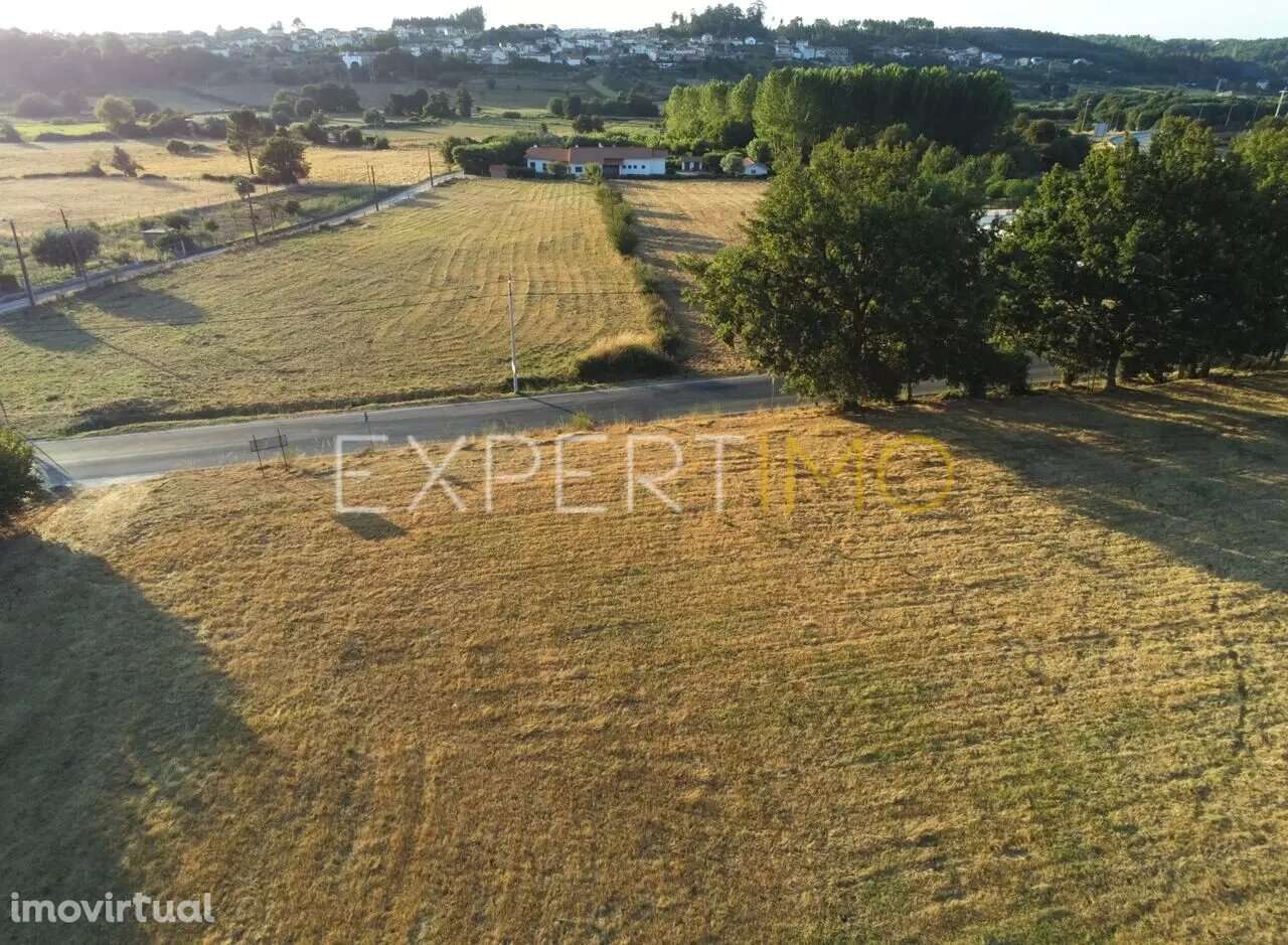 Terreno situado em Quintela no Concelho de Seia na Serra da Estrela - Grande imagem: 2/11