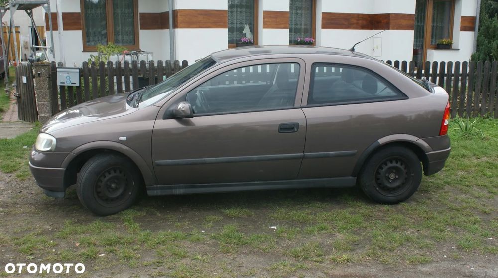 Opel Astra - 16