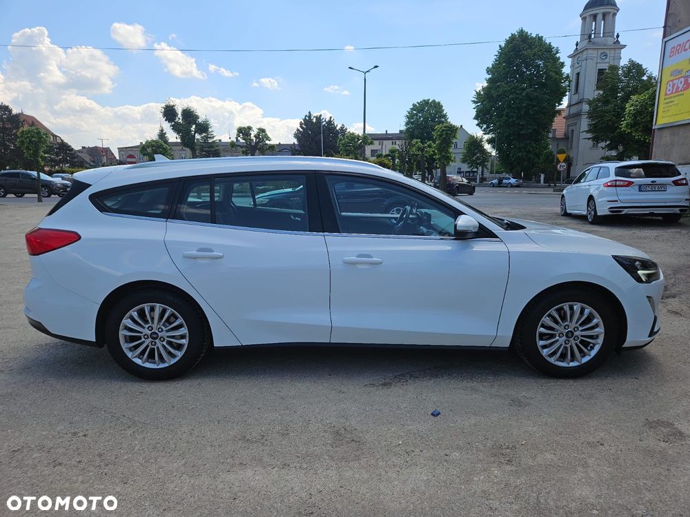 Ford Focus - 9
