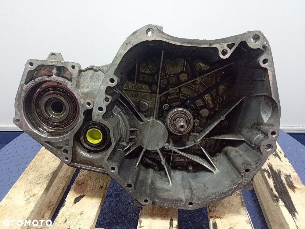 NISSAN QASHQAI I J10 07- 2.0 141KM M20DE SKRZYNIA BIEGÓW MANUALNA 6B 4WD - 8