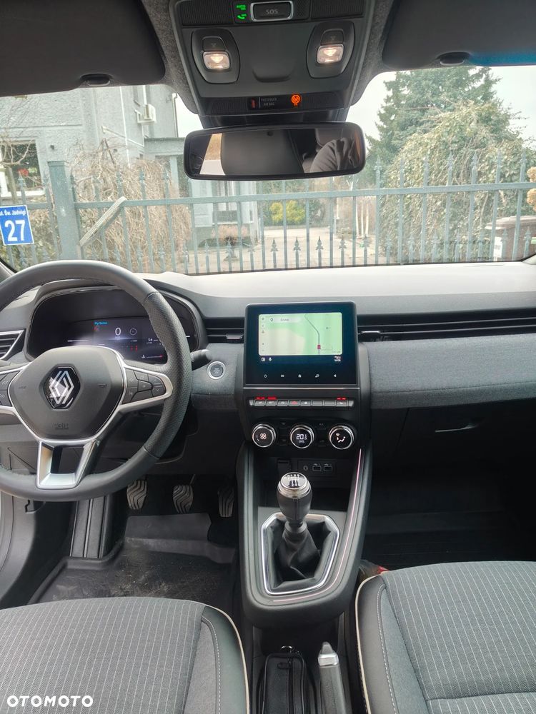 Renault Clio 1.0 TCe Techno - 9