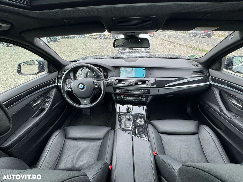 BMW Seria 5 525d xDrive AT - 12