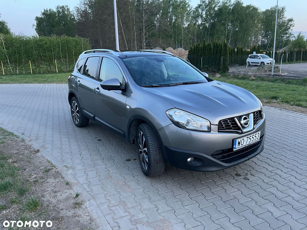 Nissan Qashqai+2 - 5