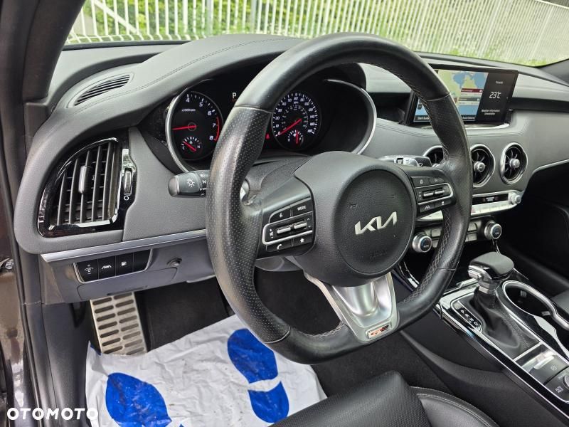 Kia Stinger 2.0 T-GDI GT Line - 6