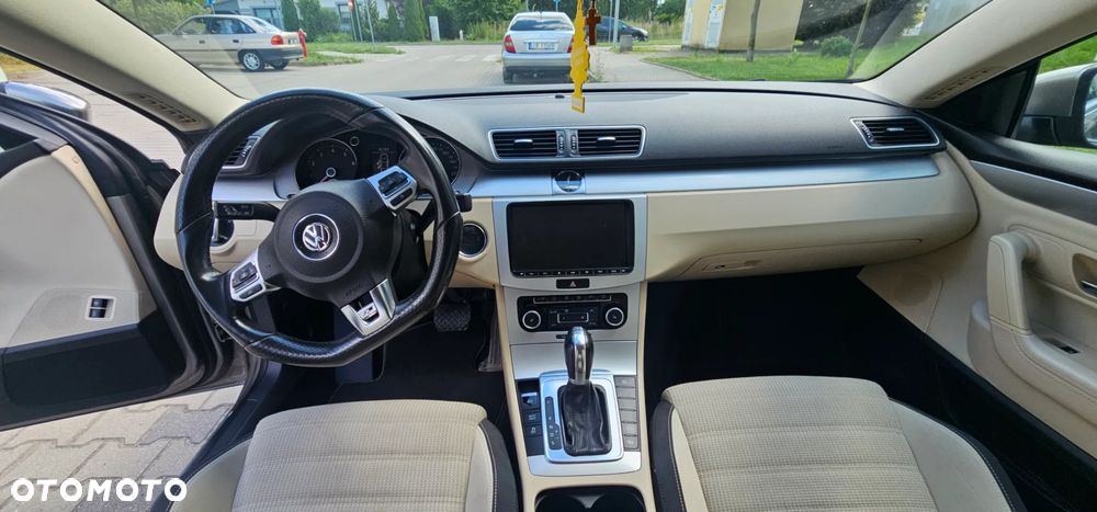 Volkswagen Passat CC 1.8 TSI DSG - 9