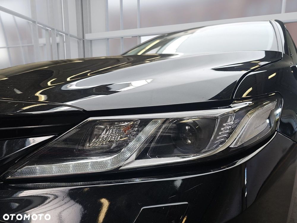 Toyota Camry 2.5 Hybrid Prestige CVT - 32