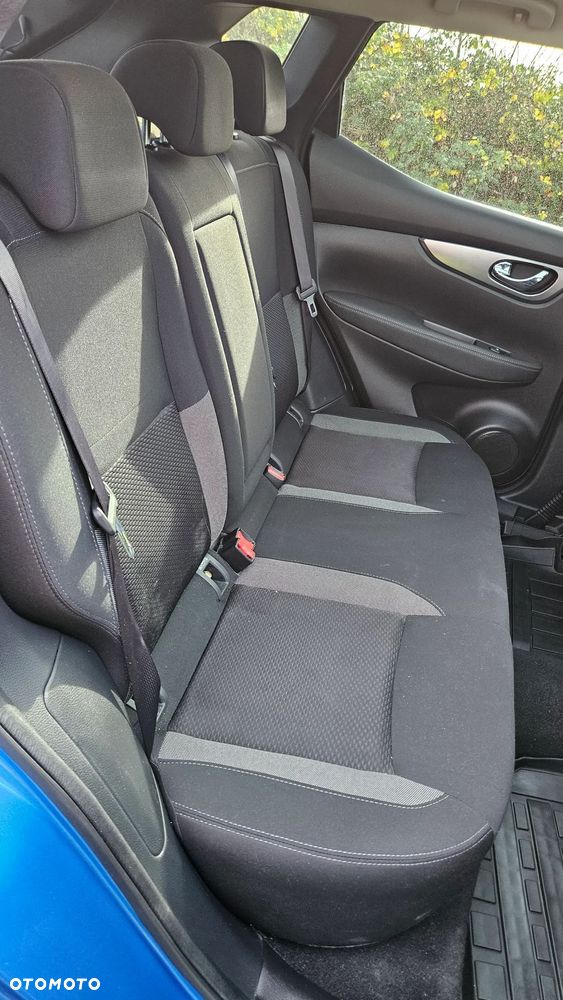 Nissan Qashqai 1.3 DIG-T N-CONNECTA - 17